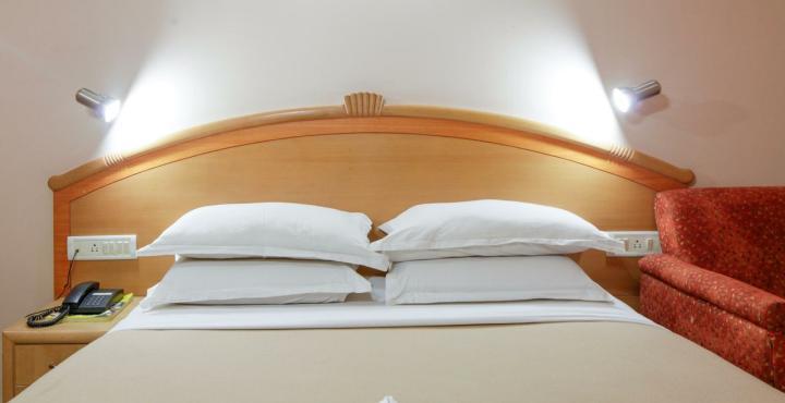 Oyo 15781 Shree Adiga Residency Ξενοδοχείο Μπανγκαλόρ Εξωτερικό φωτογραφία