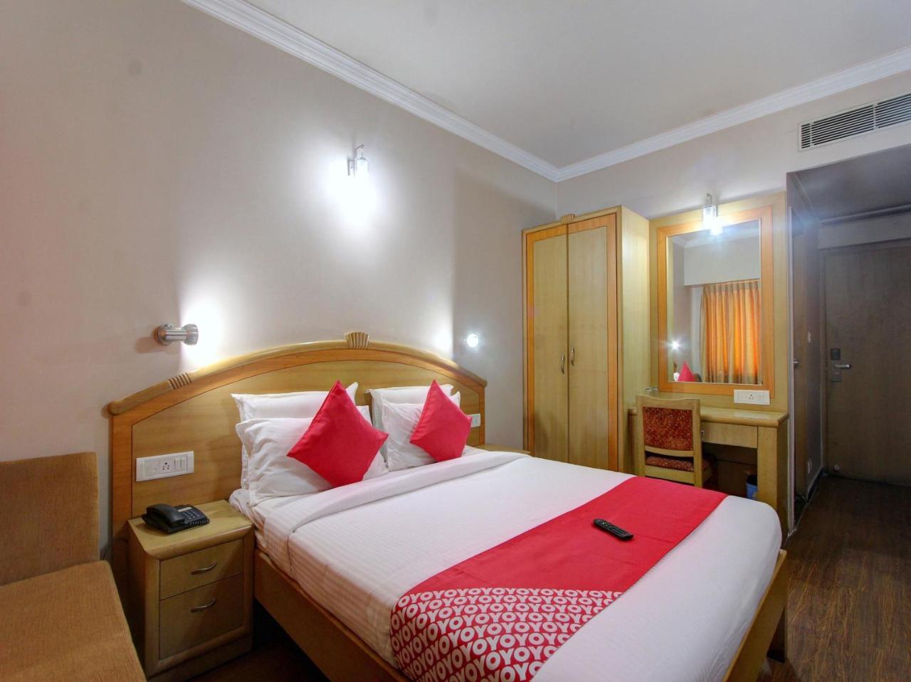 Oyo 15781 Shree Adiga Residency Ξενοδοχείο Μπανγκαλόρ Εξωτερικό φωτογραφία