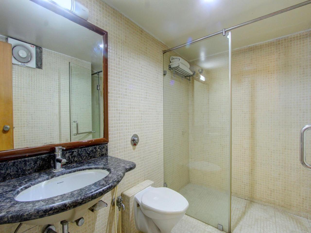 Oyo 15781 Shree Adiga Residency Ξενοδοχείο Μπανγκαλόρ Εξωτερικό φωτογραφία